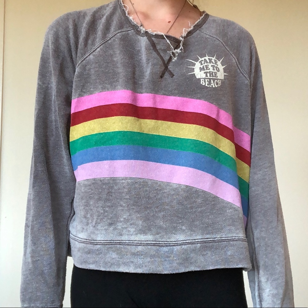 a “take me to the beach” billabong long sleeve.